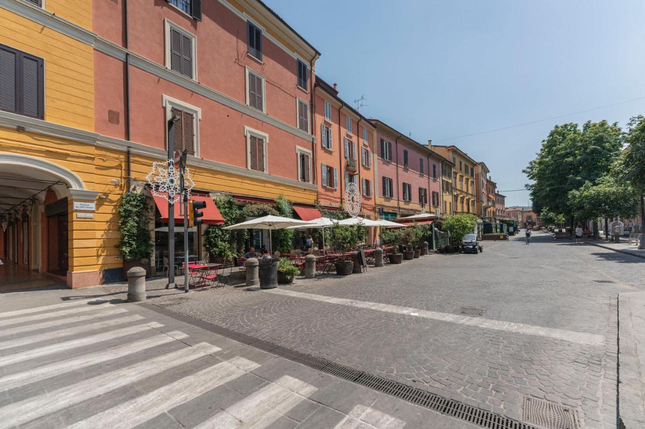 Aldrovandi Luxury Suites And Apartment — Photos 2