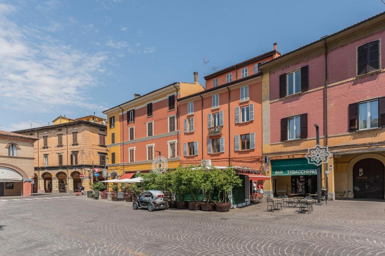 Aldrovandi Luxury Suites And Apartment — Photos 1